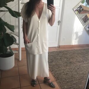 Elegant Cream Maxi Skirt